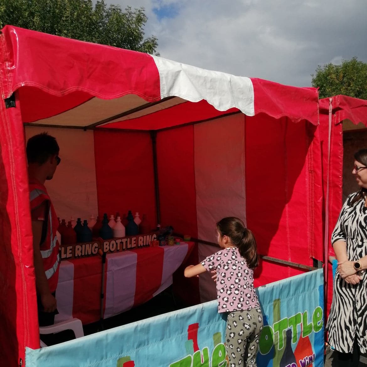 Ring a Bottle in action