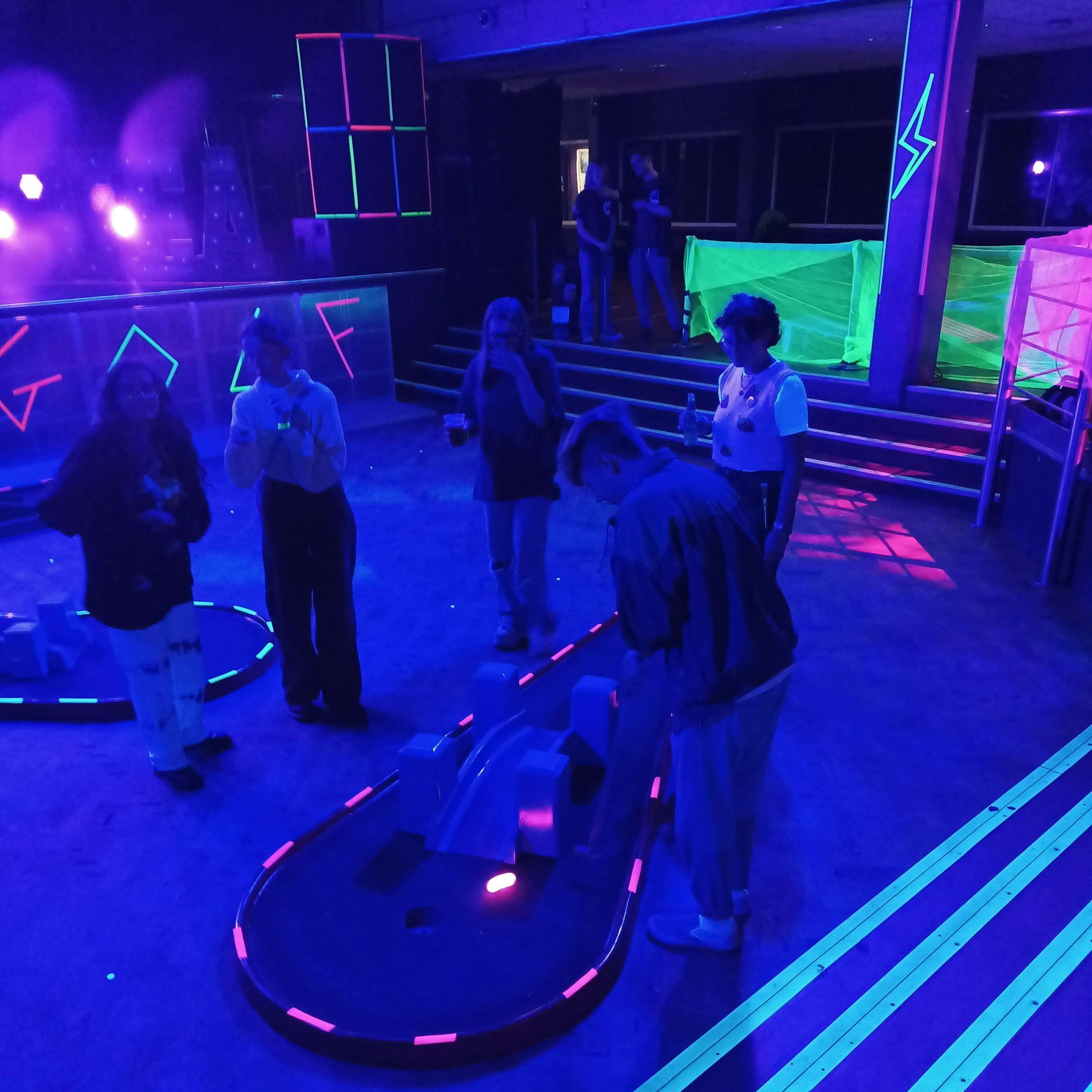 UV Mini Golf