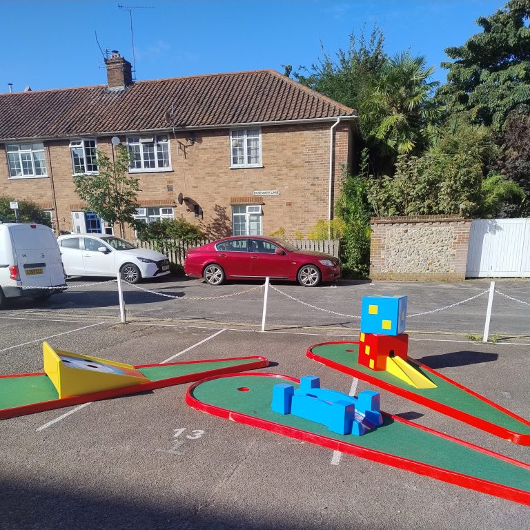 Crazy Golf Summer Fun